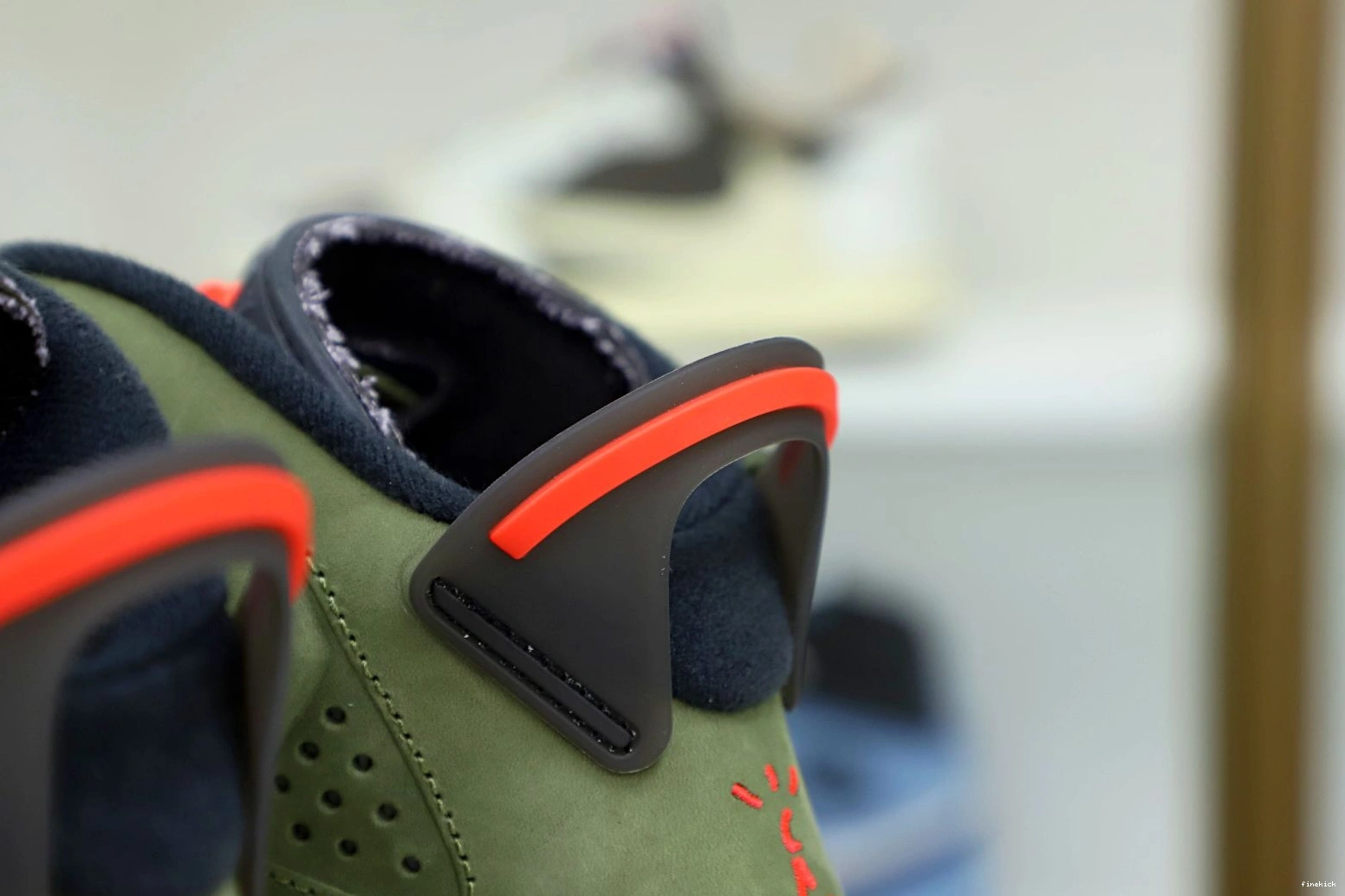 X RETRO SCOTT AIR JORDAN 'OLIVE' TRAVIS 6 0901
